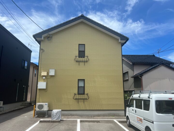 【集合住宅 施工事例】外壁の黒ずみを一掃！入居率と資産価値向上につながる外壁塗装