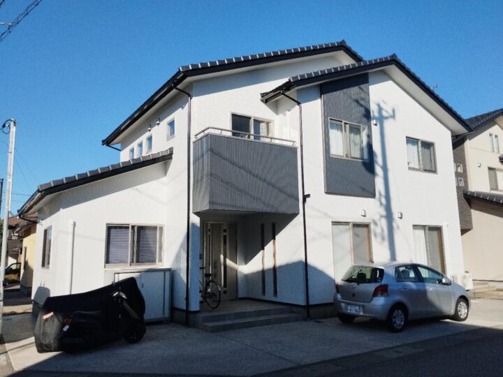 【白山市 外壁塗装】築20年住宅｜色あせ・ひび割れを一新！長持ち塗装で安心の住まいへ